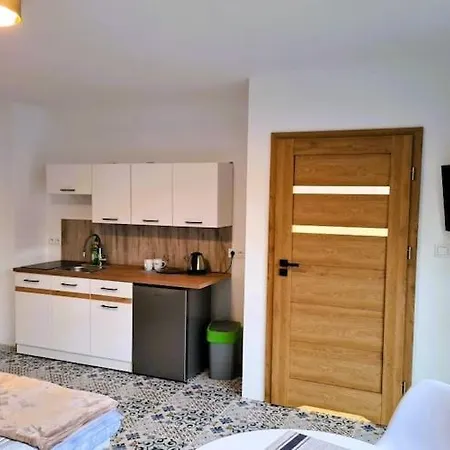 Apartment In Mrze Yno By Sandy Beaches