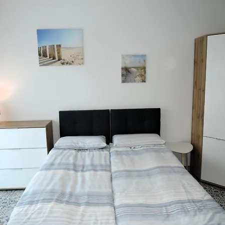 Apartment In Mrze Yno By Sandy Beaches *