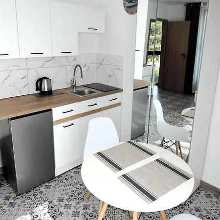 In By Sandy Beaches Apartman *