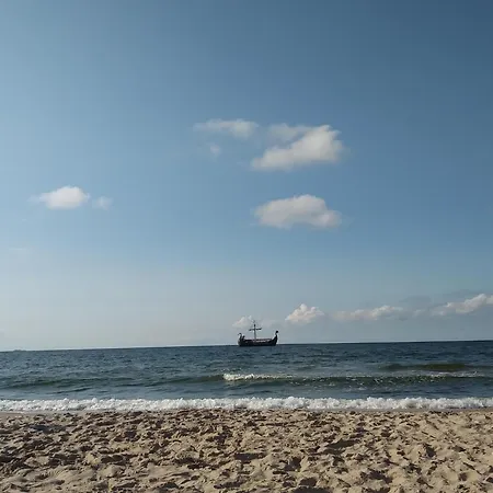 Apartman In By Sandy Beaches *